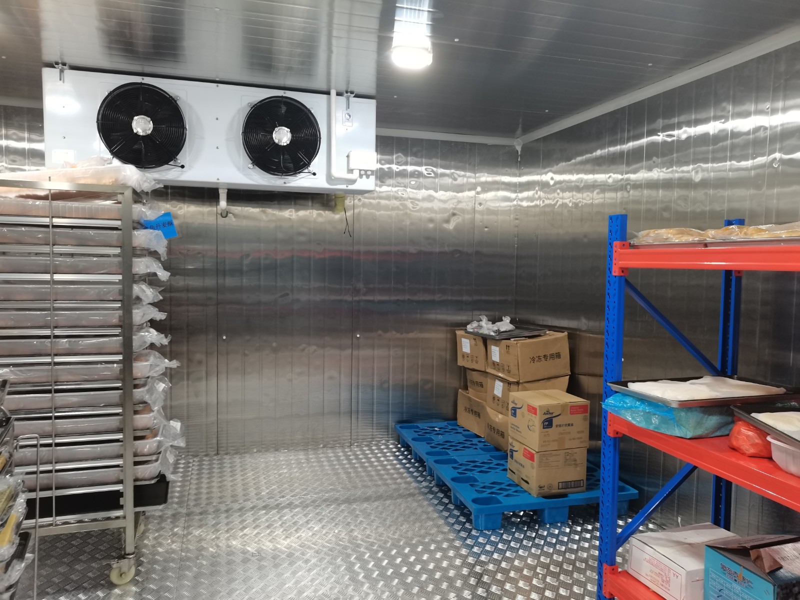 食品冷庫.jpg